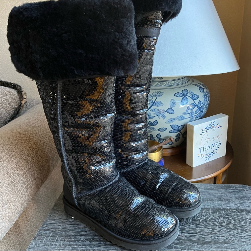 NEW! UGG Black Sequin Knee High Fur Lined Boots US10 EU41 - Picture 3 of 9